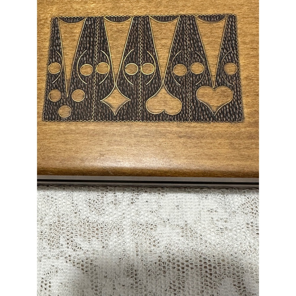 Vintage Wooden Keepsake Box Carved Playing Card Suits Organizer Hinged‎ Lid - Picture 4 of 6